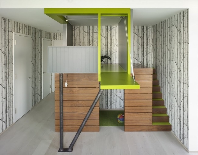 منزل للأطفال في تصميم داخلي حديث للشقة بألوان زاهية
