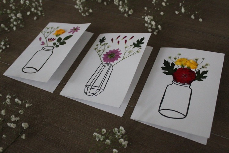 أفكار بطاقات عيد الفصح مع تعليمات الزهور المجففة