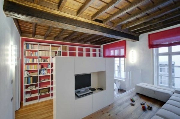 شقة من غرفة واحدة - مقسم - تلفزيون - حائط