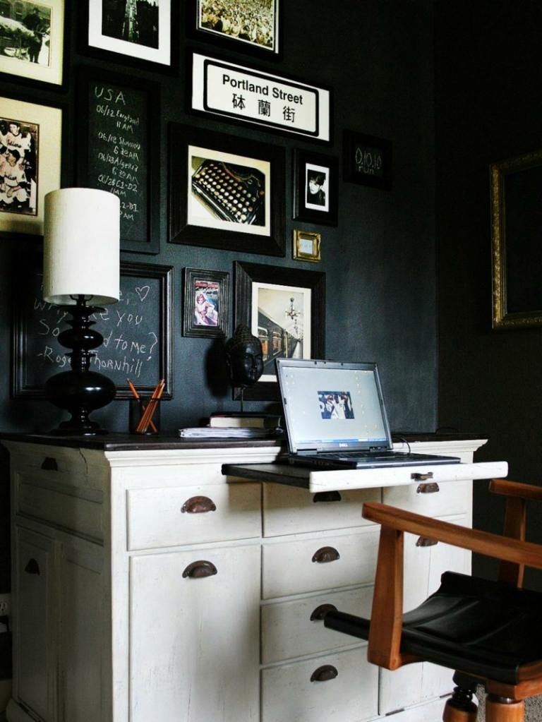 لون الحائط أسود خزانة ذات أدراج بيضاء تصميم مكتب إطار الصورة