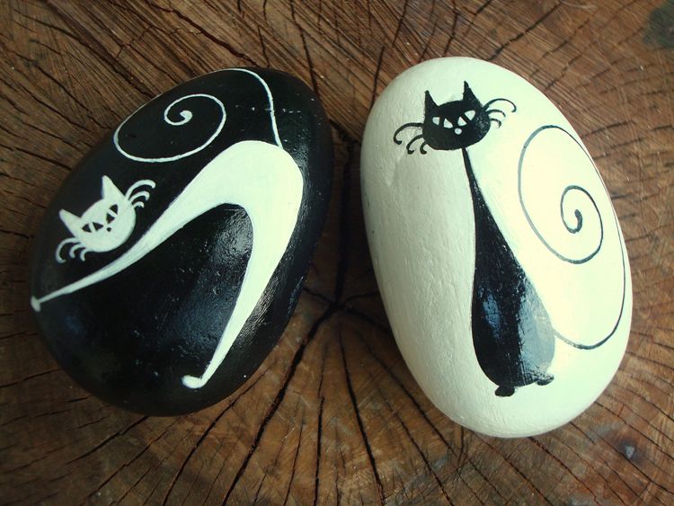 طلاء الحجارة بالأبيض والأسود أفكار لأنماط القطط
