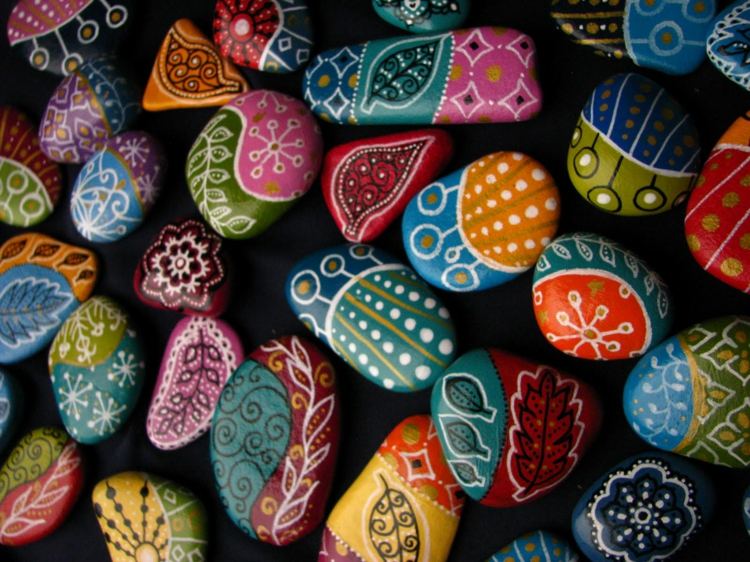 طلاء الحجارة الصور الملونة المتساقطة الأوراق طبيعة نهر الحجارة