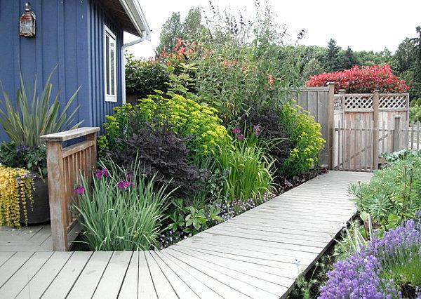 منزل الحديقة الزرقاء يبني لنفسك أفكارًا لتصميم الخشب