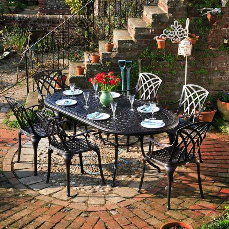 تصميم الشرفة والحديقة طاولة الطعام والأثاث المعدني رومانسي السلالم البحر الأبيض المتوسط