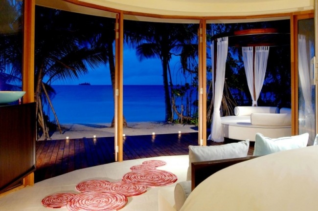 سرير W Retreat Spa Resort Maldives Beach Lounge