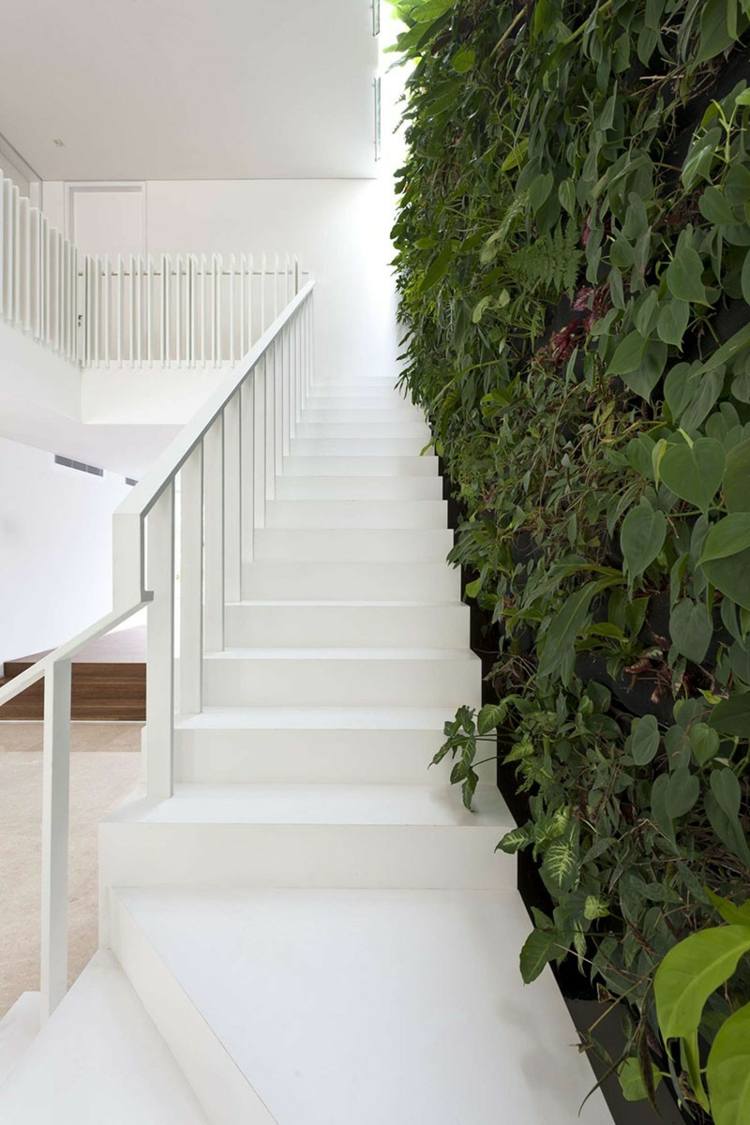 السلالم الحد الأدنى تصميم جدار نمط حديدي حديقة عمودية