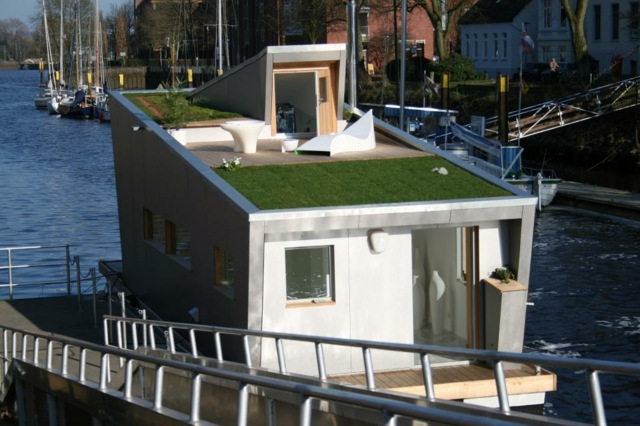 سقف ألماني أخضر مبنى حديث فاخر نقي