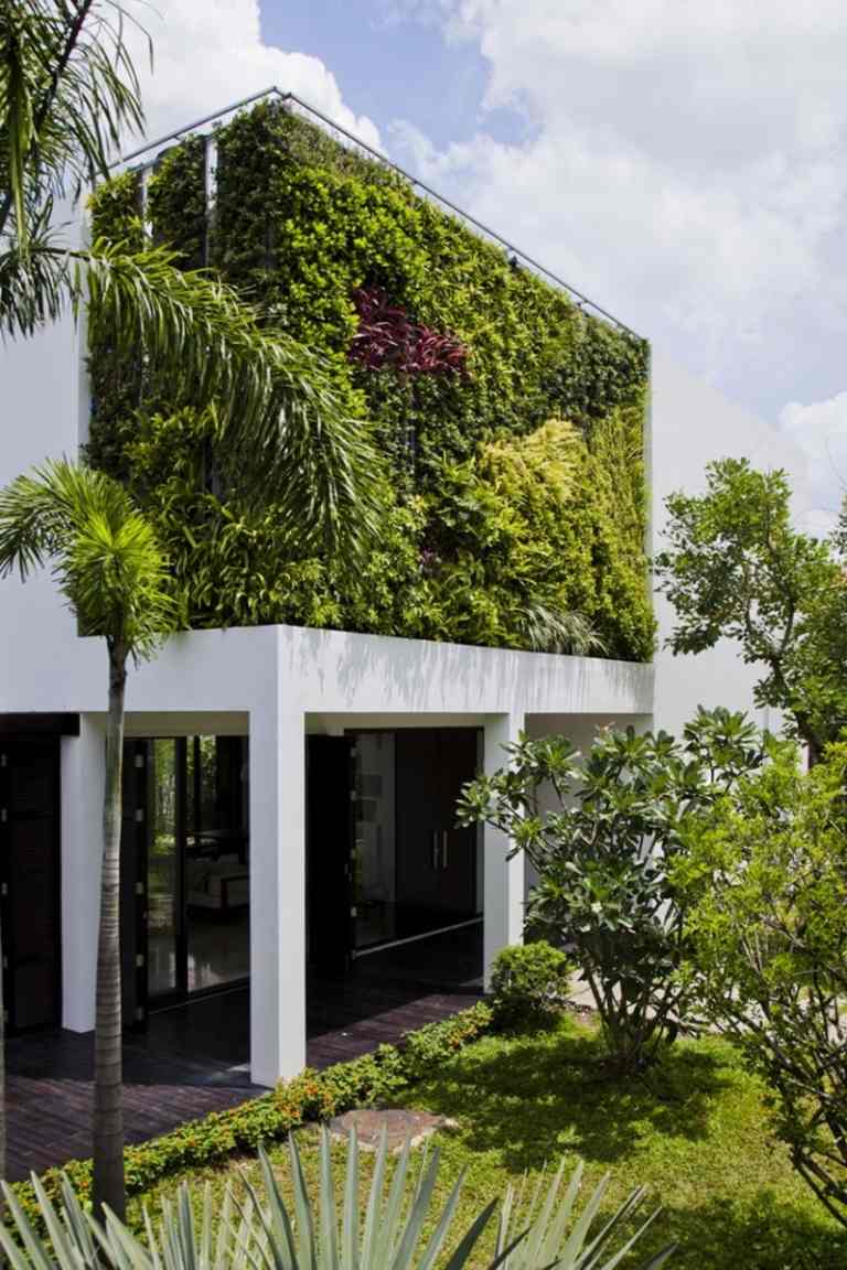 verikaler-garden-modern-facade-design-renovated-holiday-home-vietnam
