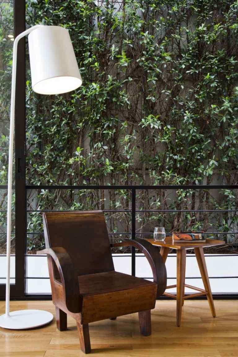 verikaler-garden-view-living room-reading-lamp-armchair-table-retro