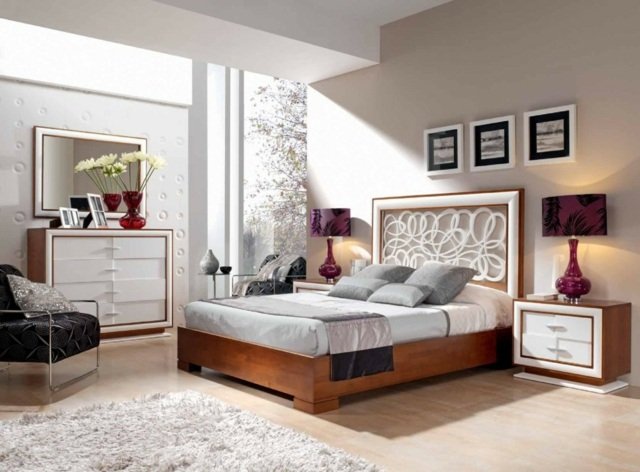 سرير خشبي-تصميم-حديث-ديكور-حائط-بهيكل ابيض