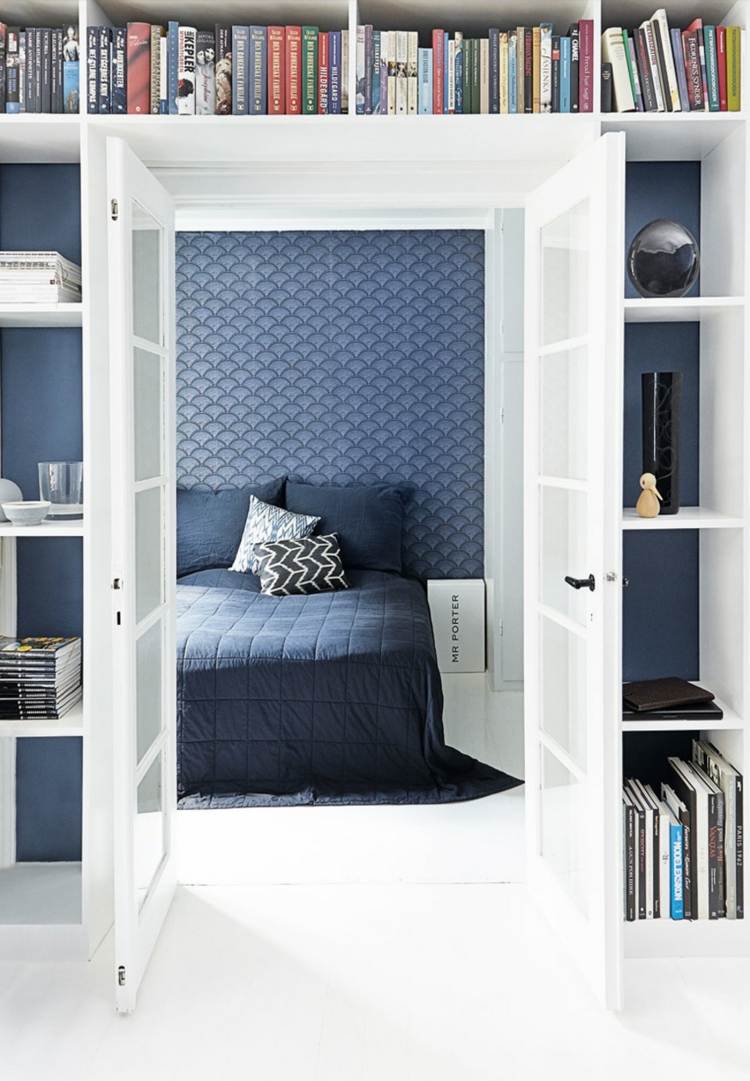 لون الحائط - مسحوق - أزرق - غرفة نوم - ورق حائط - هندسي - نقش - أبيض - رف كتب - أرضية