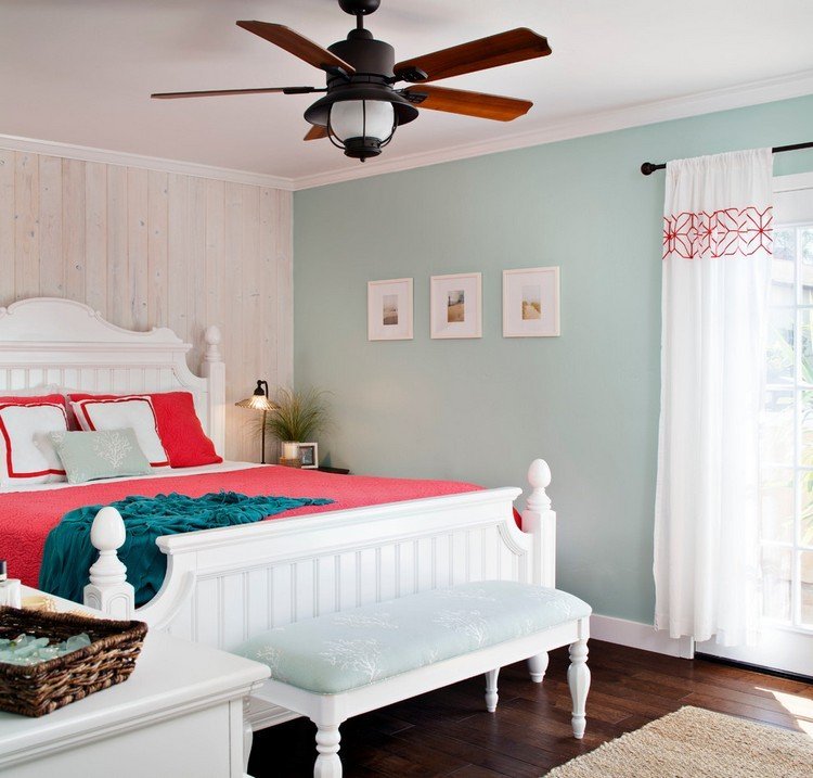 لوح حائط - خشب - أبيض - منزل ريفي - غرفة نوم - لون الحائط - نعناع - أبيض - سرير