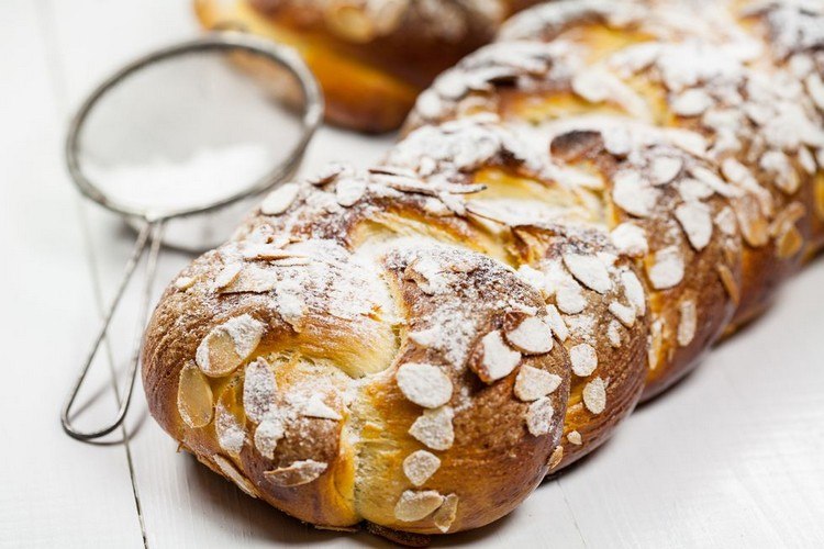 ماذا نأكل في عيد الفصح الفنلندي pulla خبز عيد الفصح نموذجي