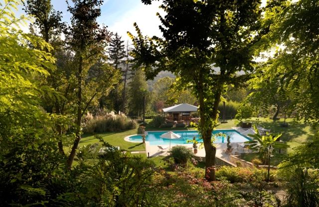 تصميم حمام السباحة في الحديقة أفكار منطقة الحديقة منزل جميل عطلة نهاية الأسبوع