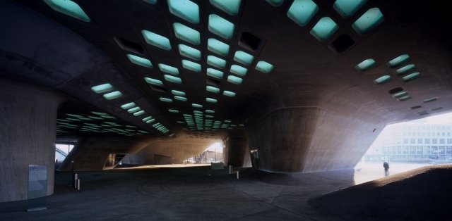 متحف فاينو للعلوم مذهل هيكل بناء خرساني إضاءة - تصميم - إضاءة - مراحل
